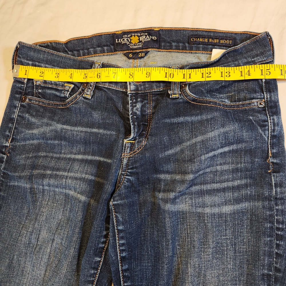 Lucky Brand Women's Classic Bootcut Jeans Blue Denim Stretch Pockets Medium Wash - Picture 3 of 8